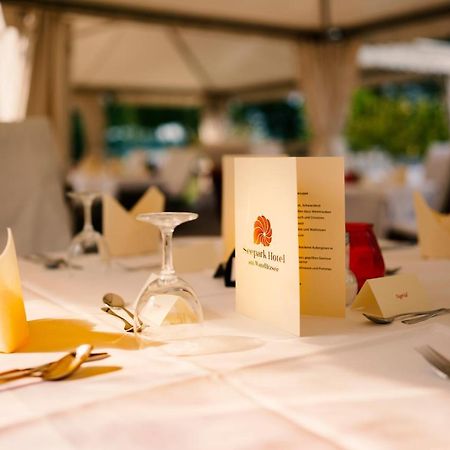 Seepark Hotel Am Wandlitzsee Ngoại thất bức ảnh