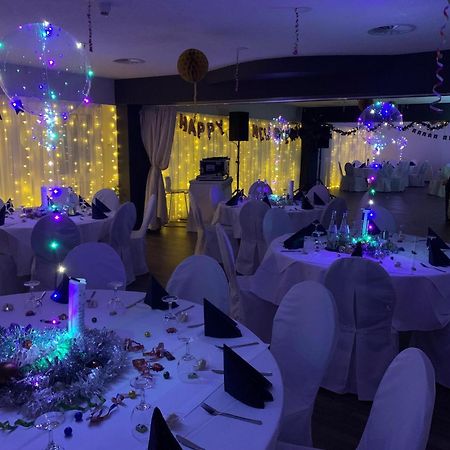 Seepark Hotel Am Wandlitzsee Ngoại thất bức ảnh